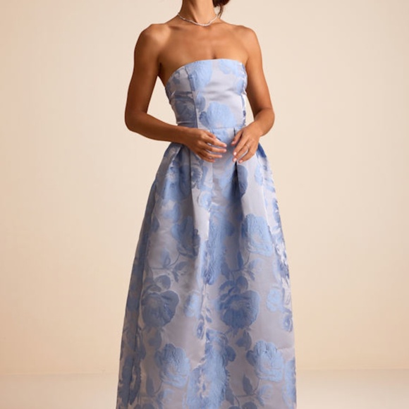 Lulus Dresses & Skirts - Lulus Laurelin Slate Blue Floral Jacquard Pleated Strapless Maxi Dress - Size M